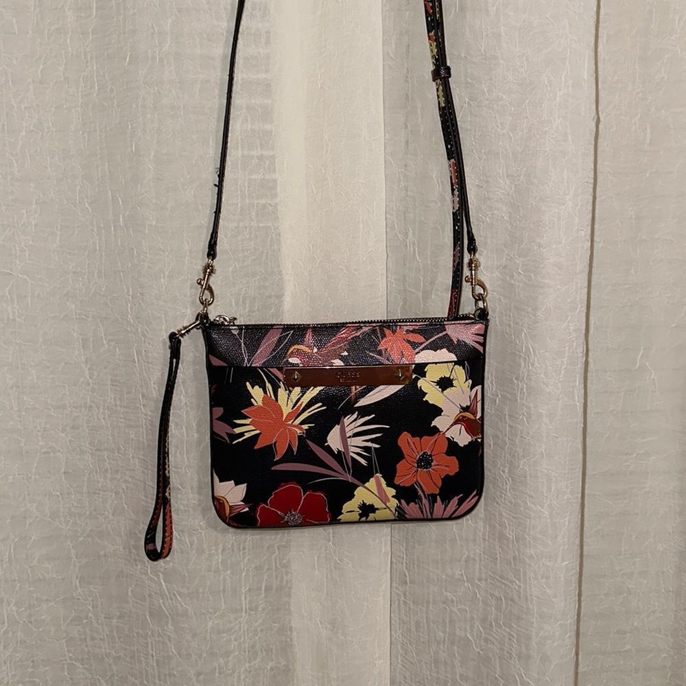 Guess Small Black Floral Hummingbird Print Leather Crossbody Bag Purse